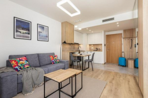 Rent like home - Aleja Solidarności 60B, Warsaw